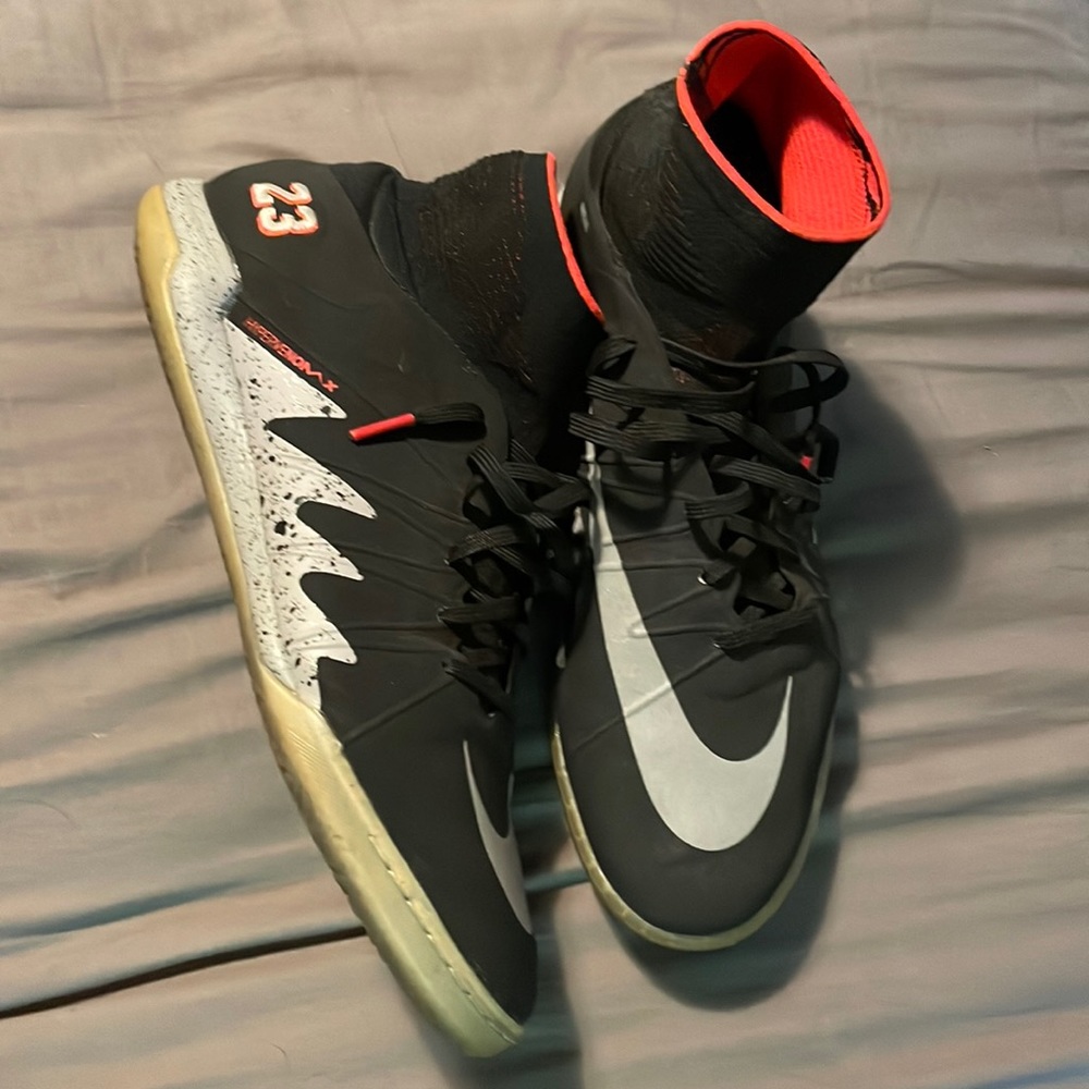 Jordan x Neymar hypervenom indoor/turf